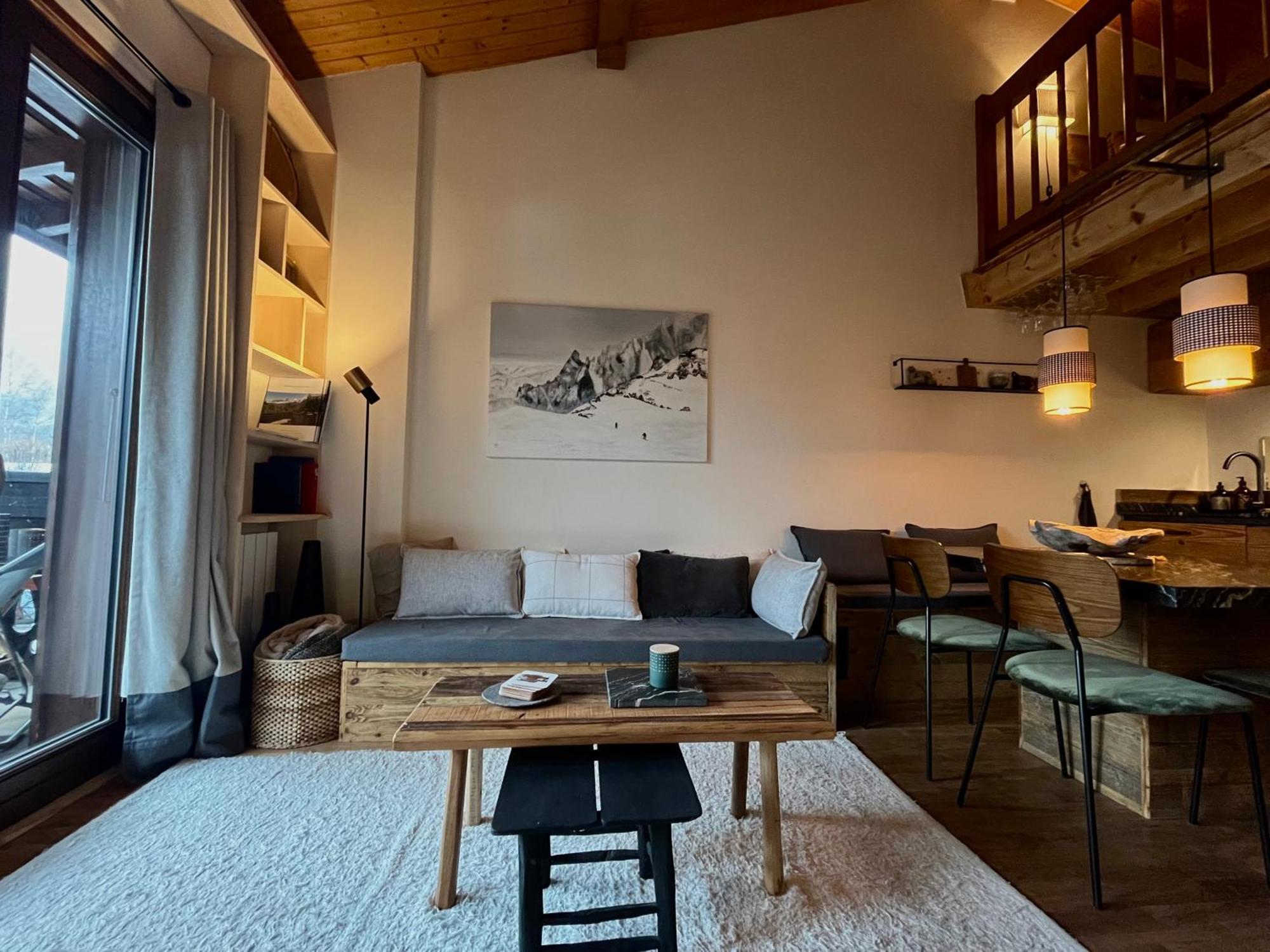 Appartement Ensoleille Aux Tines, Vue Massif Chamonix Bagian luar foto